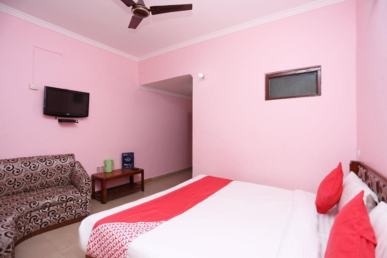 מוסורי Oyo 8714 Hotel Amar מראה חיצוני תמונה